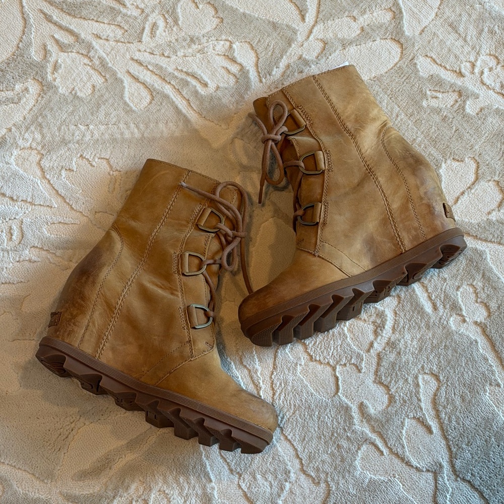 Women’s Sorel Joan of Arctic Wedge II Boot, Camel, Size 8.5